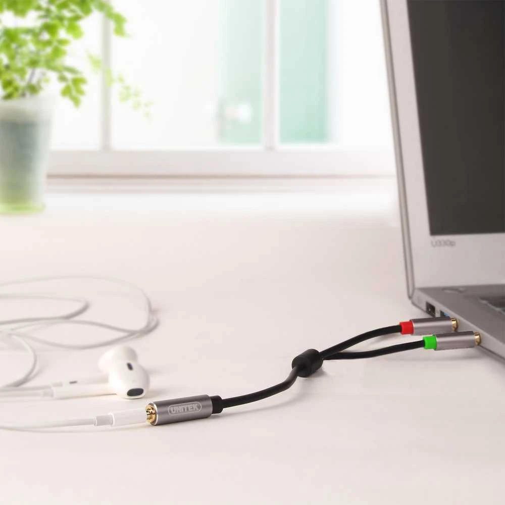 UNITEK Y-C957ABK Unitek Cable miniJack 3,5mm (F) - 2x 3,5mm (M) Y-C957ABK