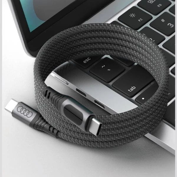 USB-C / USB-C Audi 2.0 Cable 20V 3A 60W - Juodas