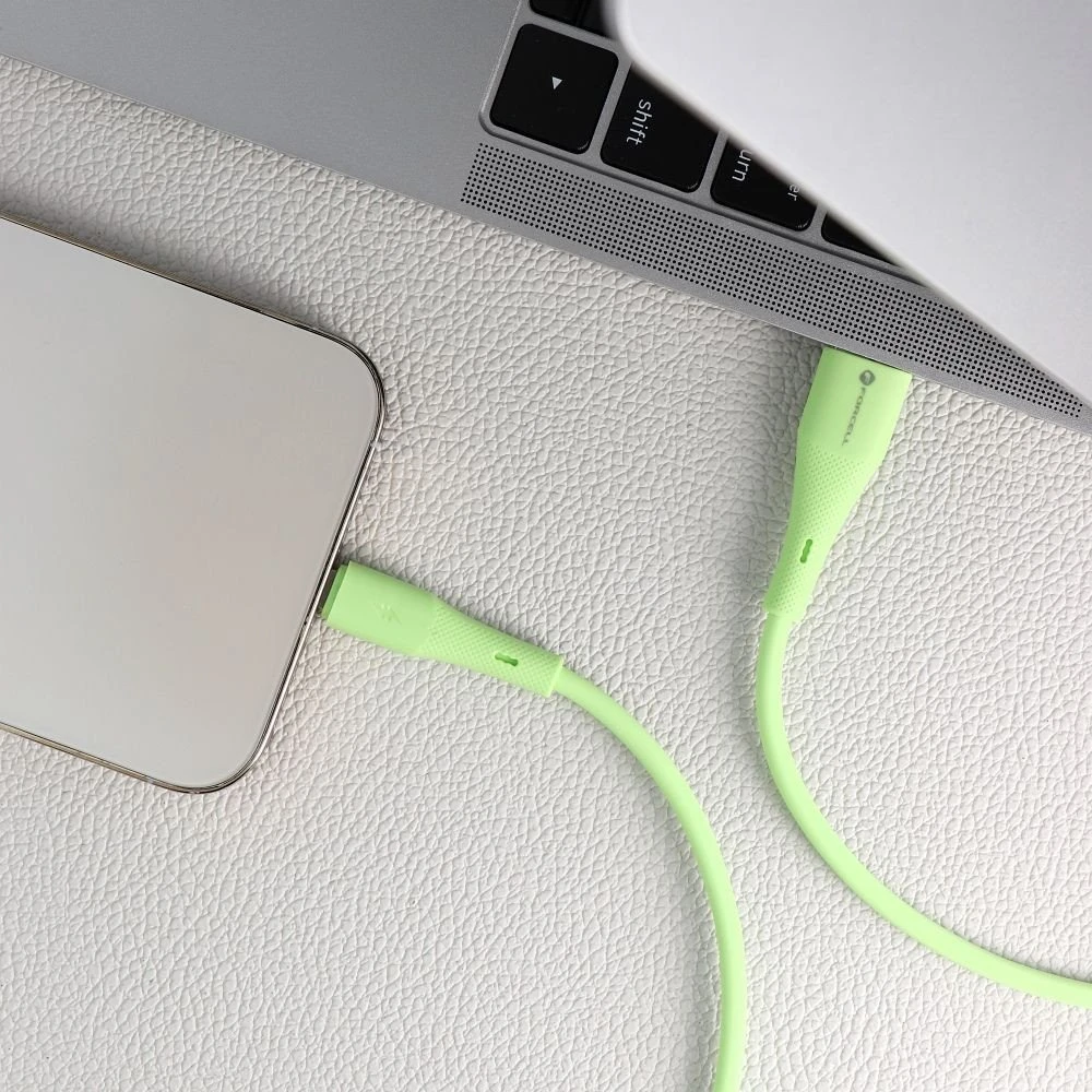 USB A tipo laidas su „Lightning“ jungtimi Forcell F-Energy 2,4A 12W silikoninis, 1 m, C343 žalias