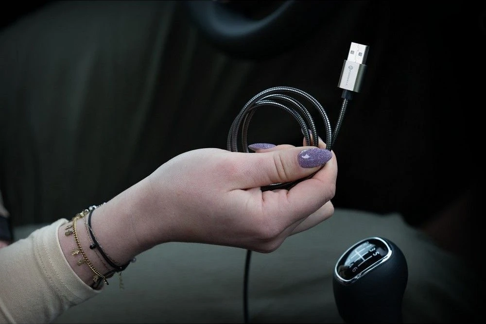 USB A į USB C laidas Forcell F-Energy QC3.0 66W metalinis 1 m C234 sidabrinis