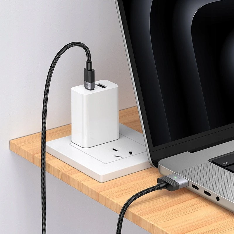 USB C į Mag3 jungties laidas Hoco 5A 140W magnetinis 1,8 m U141 juodas