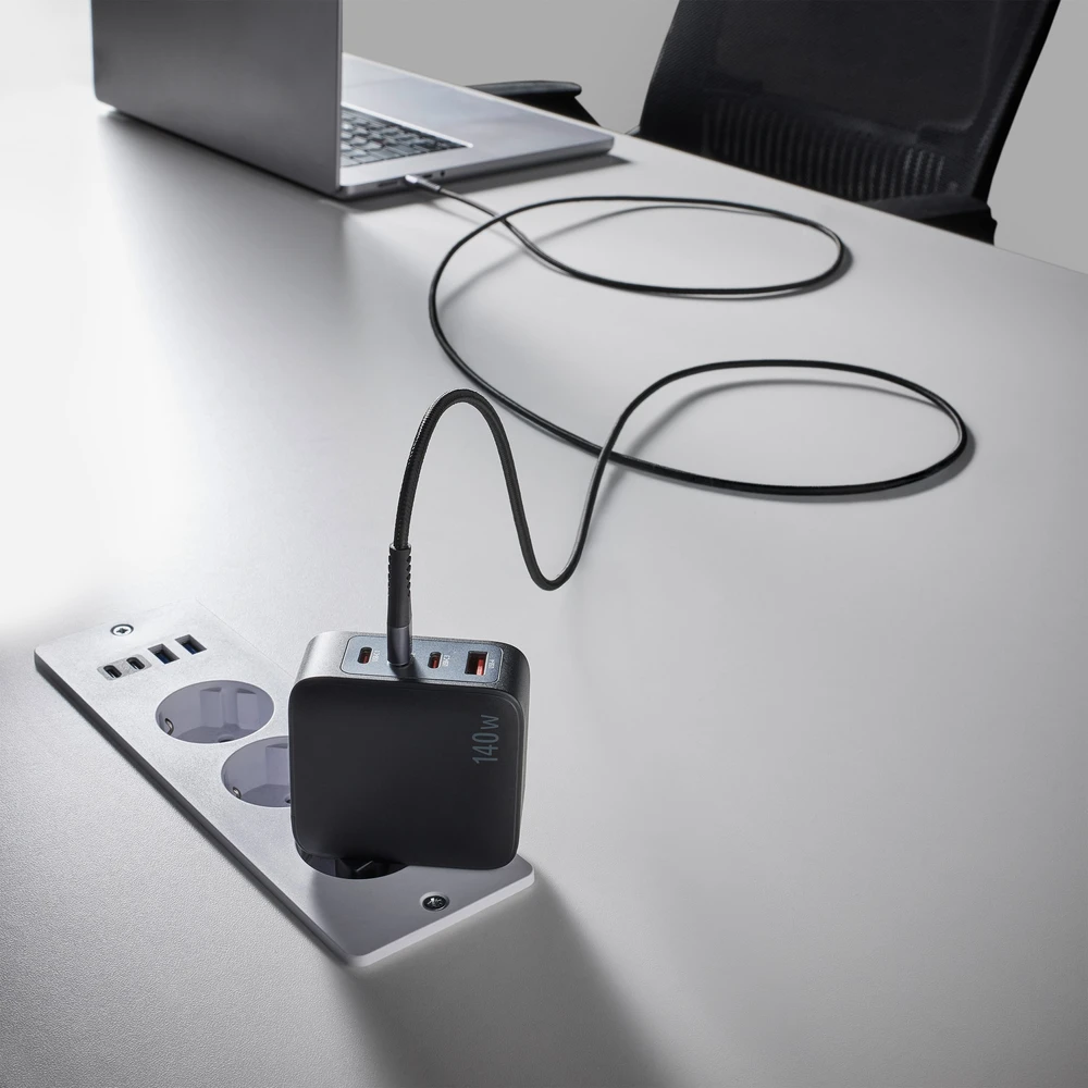 USB laidas Intenso USB-C - USB-C 2 m Juodas (7914000)