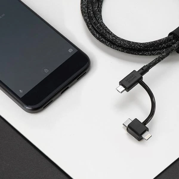 „Native Union Belt Cable Universal“ – USB-A – USB-C/Lightning/microUSB kabelis, 2 m (zebras)