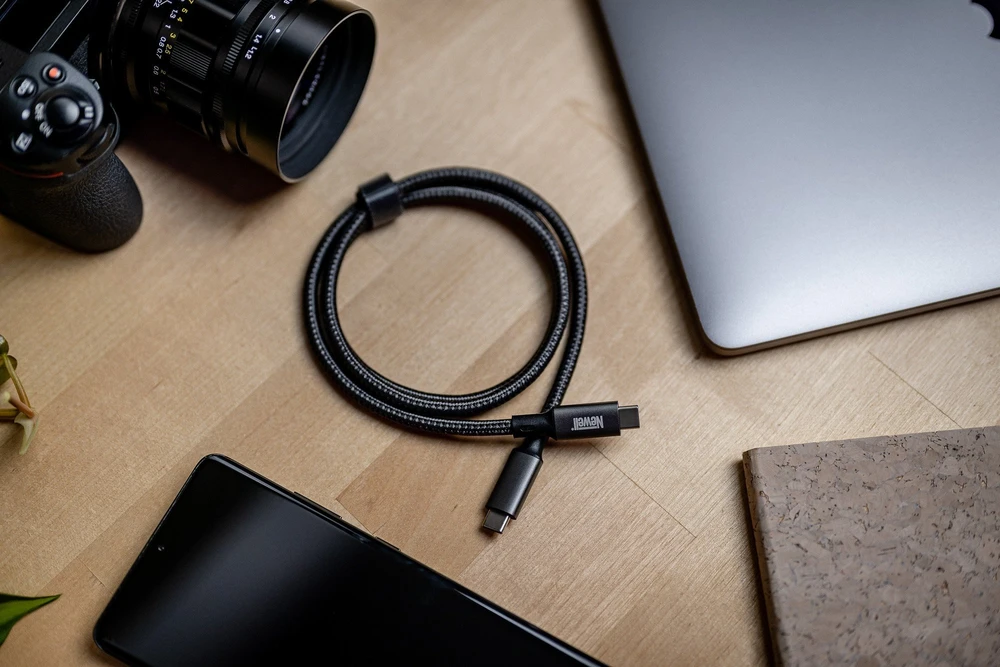 USB Kabelis - Newell USB-C 4.0 1m 40Gbps 100W Grafitas