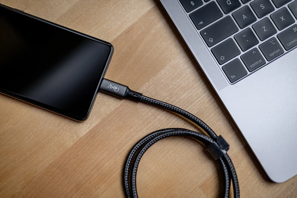 USB Kabelis - Newell USB-C 4.0 1m 40Gbps 100W Grafitas