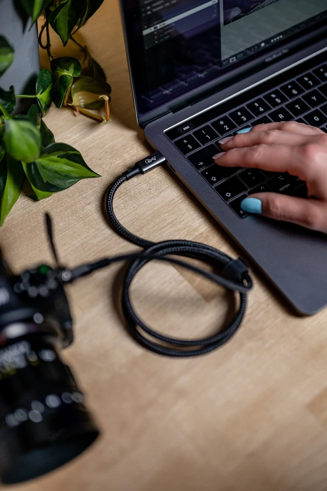 USB Kabelis - Newell USB-C 4.0 1m 40Gbps 100W Grafitas