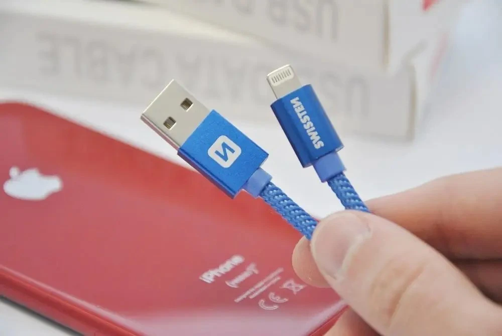 Swissten Textile Fast Charge 3A Lightning Data ir įkrovimo kabelis 20 cm