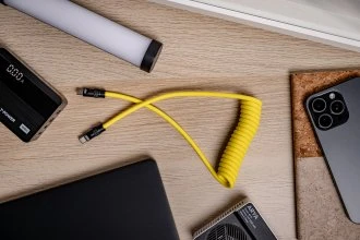 USB-C Laidas - Newell USB-C Į USB-C 100 W 1,5 m Spiralinis Laidas Geltona-Juoda