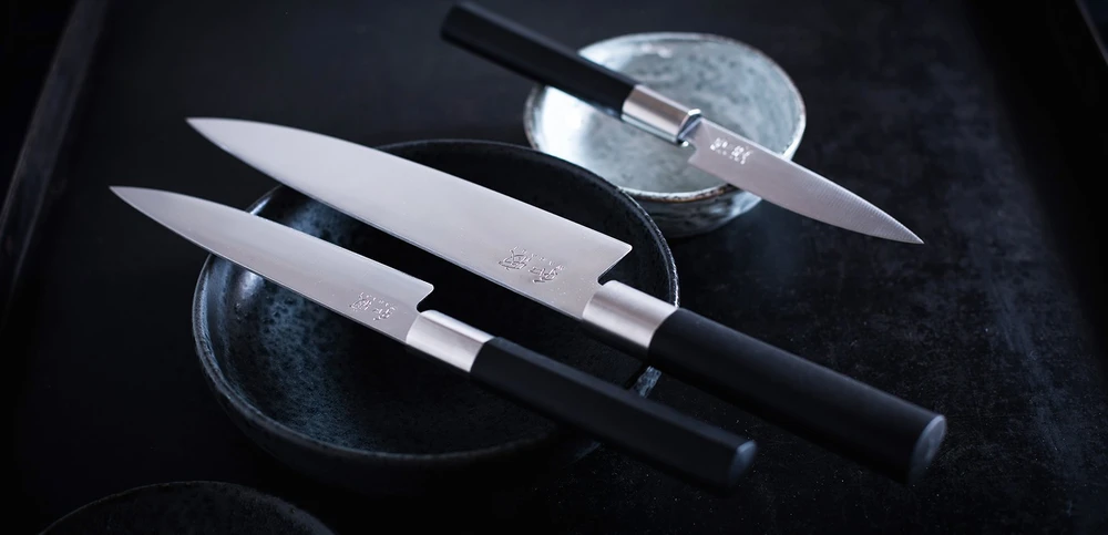 Japoniško plieno peilis KAI Wasabi juodas DM6715C peilis,15 cm ašmenys