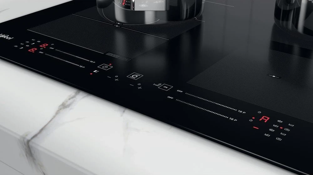 WHIRLPOOL indukcinė kaitlentė WF S7560 NE 60 cm, 1 FlexiSlide, Booster, Juodas