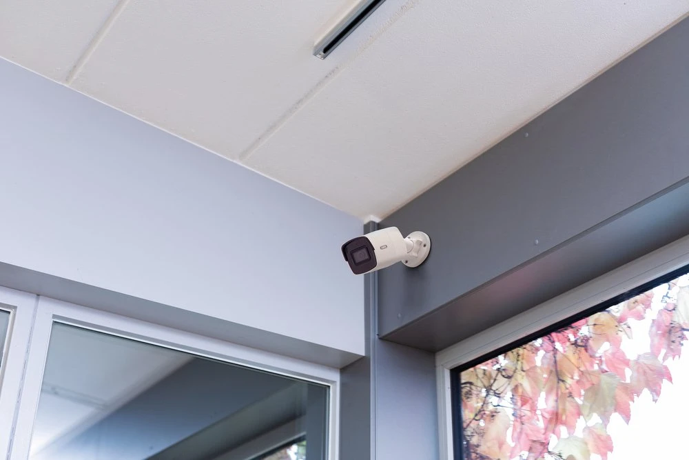 Kamera IP Abus kamera przemysłowa Tubowa kamera bezpieczeństwa IP Wewnętrzna / zewnętrzna 3840 x 2160 px Sufit / Ściana (IPCB38511B)