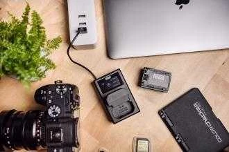 Newell FDL-USB-C dviejų kanalų įkroviklis, skirtas LP-E6