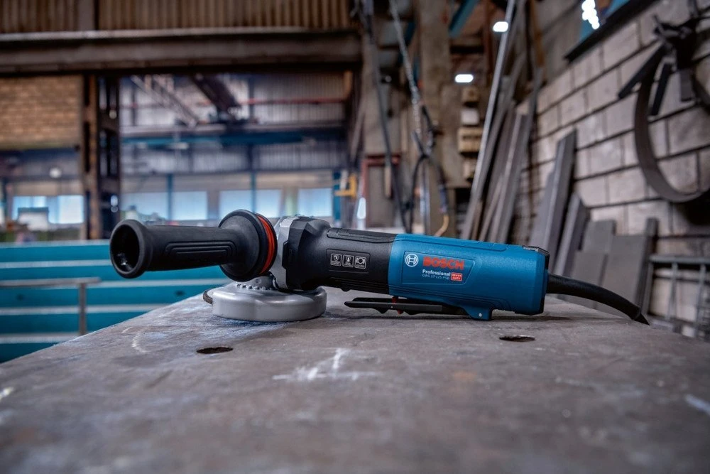 Kampinis šlifuoklis BOSCH GWS 17-125 S INOX 1700W