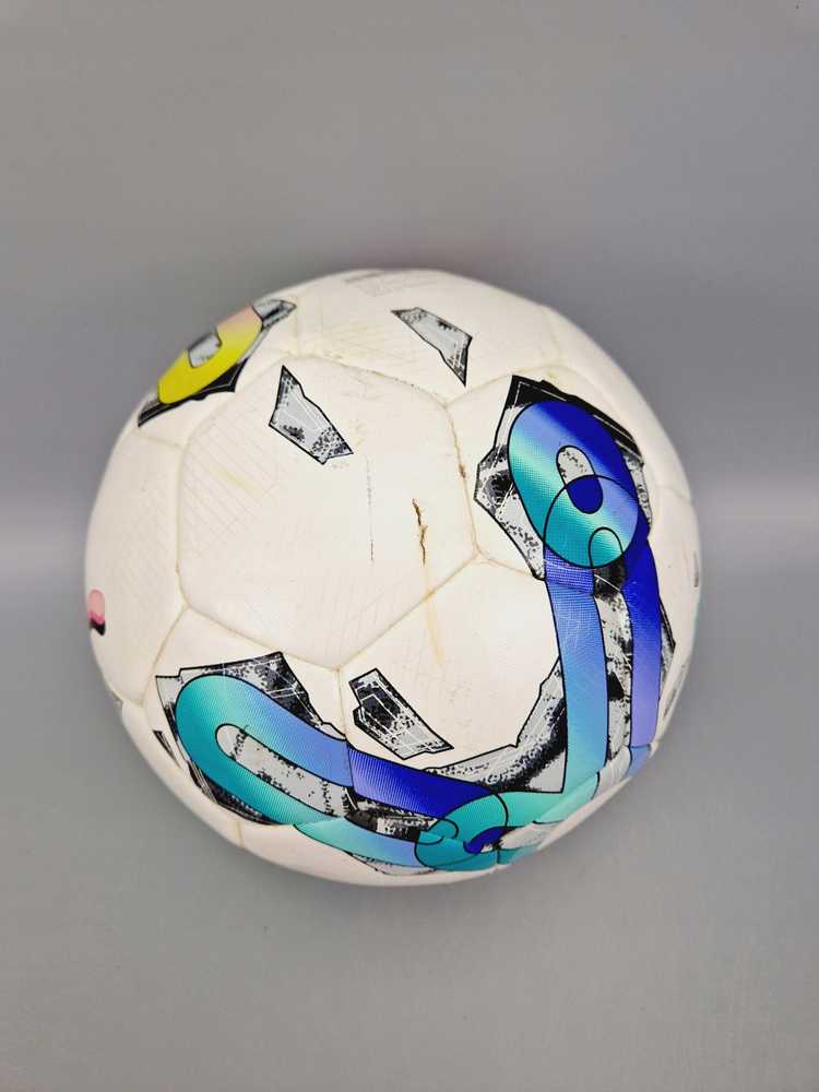Puma Orbita 3 TB FIFA kokybiškas futbolo kamuolys 084324-01