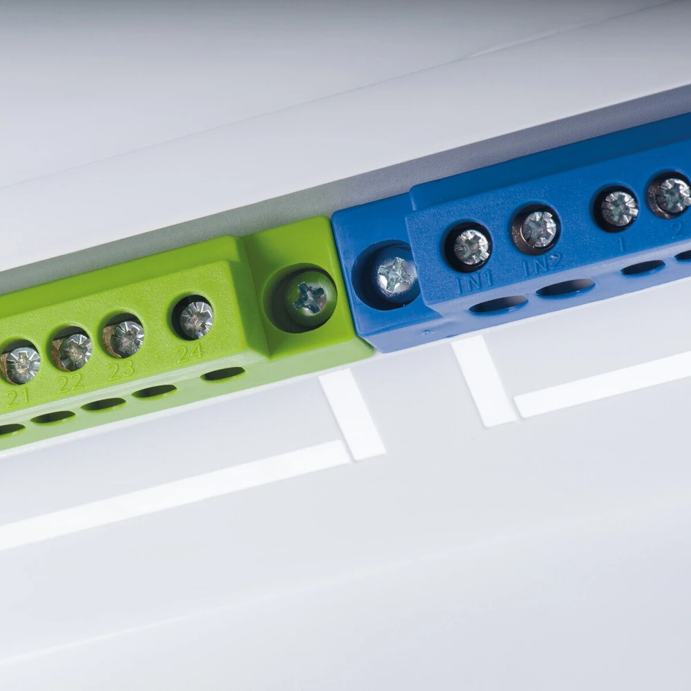Kanlux 35682 Metalinis modulinis skirstomasis įrenginys 4x12, įleidžiamas IP30 N+PE I klasė, baltos durys KP-DB-I-MF-412 balta 35682