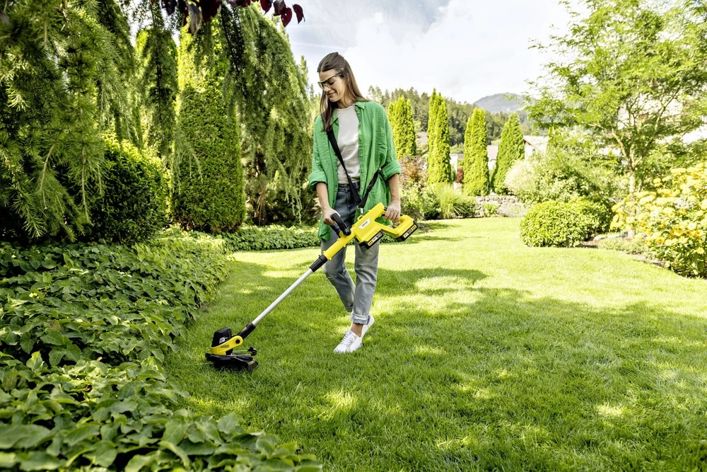 Akumuliatorinė žoliapjovė Karcher LTR 3-18 Dual Baterija Set; 2x18 V; 2x2,0 Ah akum.