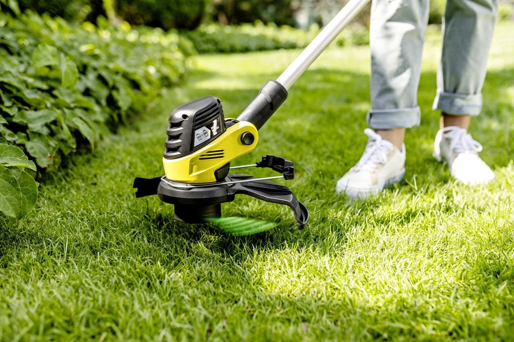 Akumuliatorinė žoliapjovė Karcher LTR 3-18 Dual Baterija Set; 2x18 V; 2x2,0 Ah akum.
