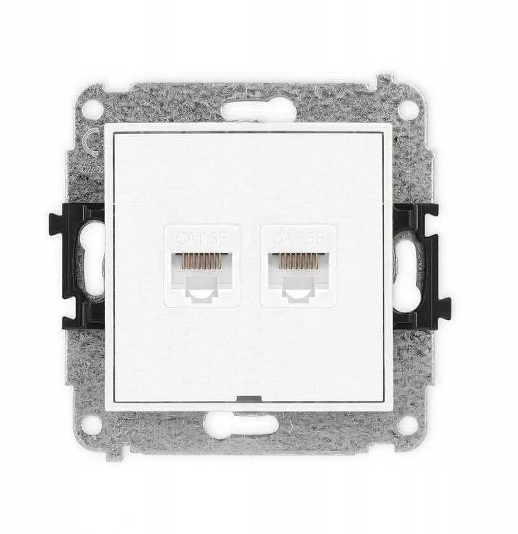 Karlik Elektrotechnik 25IGKBO-2 ICON Dvigubas kompiuterio lizdo mechanizmas 2xRJ45, kat. 5e, 8 kontaktų, be aprašymo lauko matinis baltas 25IGKBO-2