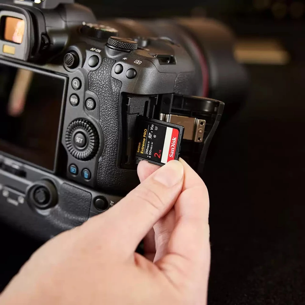 SanDisk Extreme PRO 2TB kortelė fotoaparate