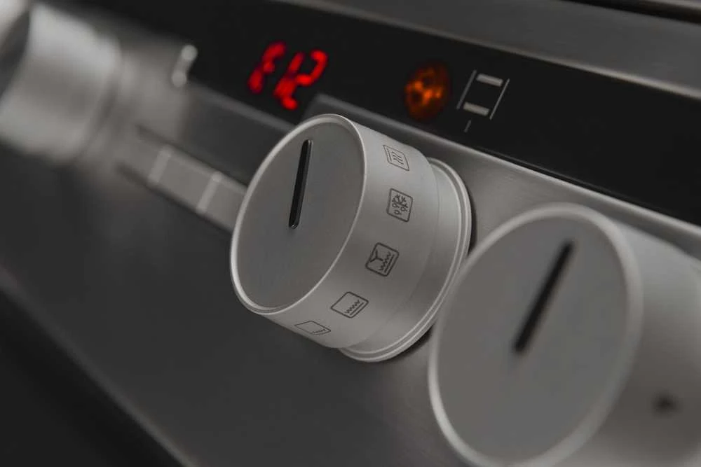 Amica 618CE3.434HTaKDQ(Xx) Freestanding cooker Ceramic Nerūdijantis plienas A-20%