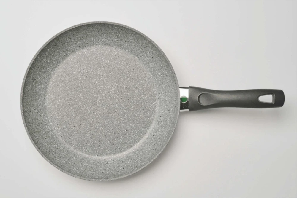 Aliumininė keptuvė Bellarini Ferrara su nepridegančia Granitium danga, 28 cm