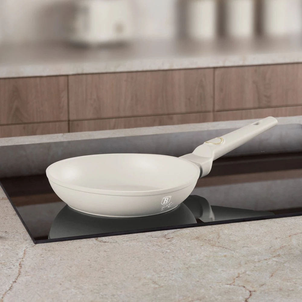 Keptuvė Berlinger Haus Tytanowa 20cm