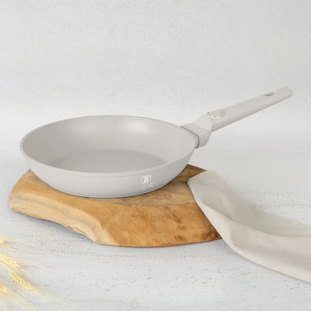 Keptuvė Berlinger Haus PATELNIA TYTANOWA 24cm BH-8053 SAHARA