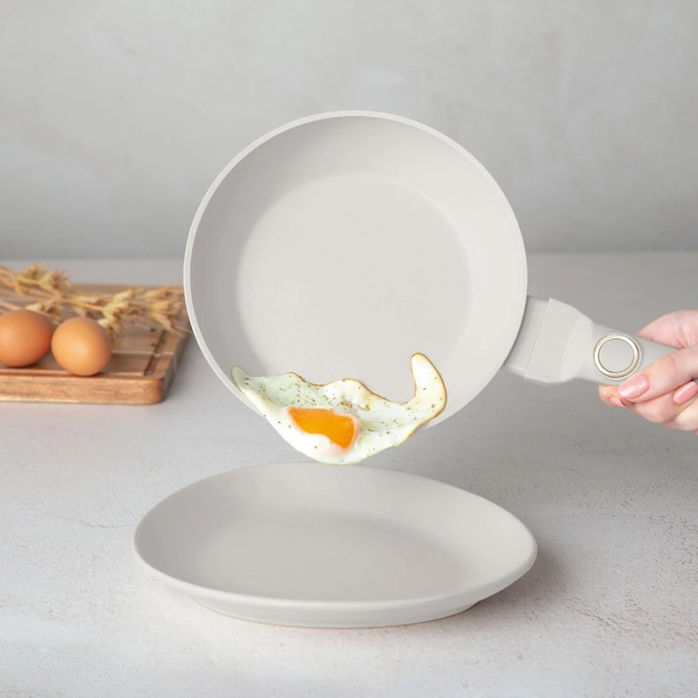Keptuvė Berlinger Haus Tytanowa 20cm