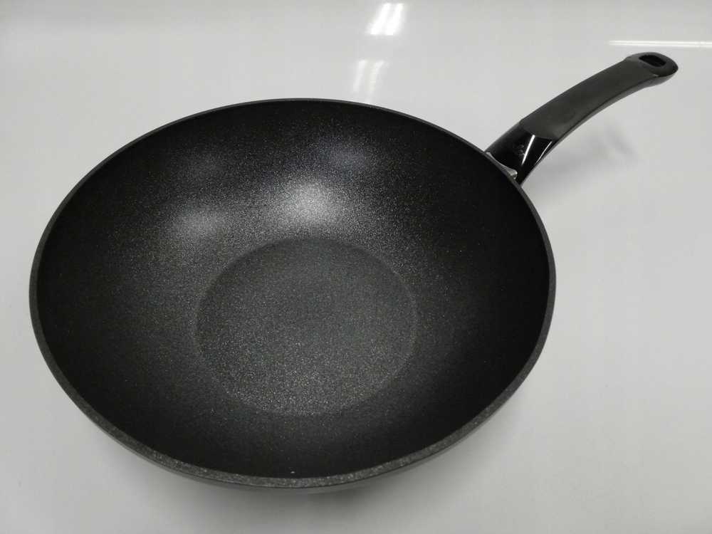 Keptuvė Fissler Adamant Wok 28cm