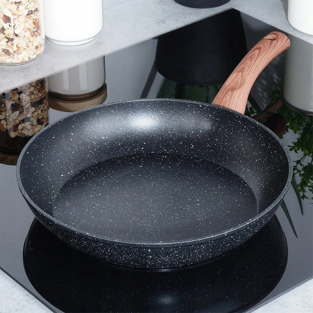Keptuvė Vilde Juodas&amp;Wood 28 cm aliuminė su granitine danga
