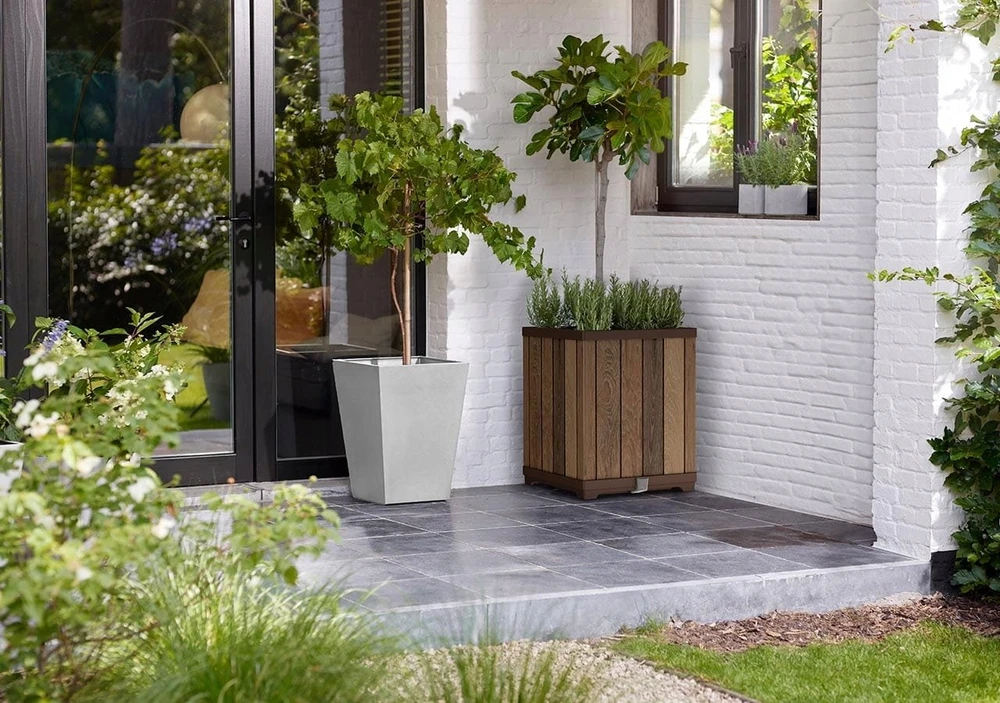 KETER 261033 garden planter walnut