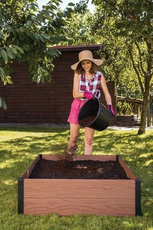 Keter plastikinė pakelta lysvė, klevo spalvos, 106x106x32, atspari oro sąlygoms, 249299
