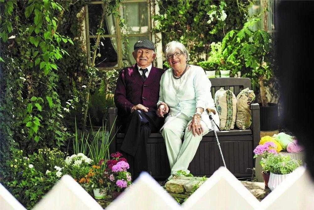 Keter Suoliukas-daiktadėžė Patio Bench 227l