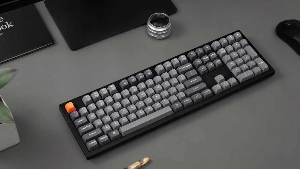 Keychron K10 Max QMK/VIA RGB – US išdėstymas – Super Banana (K10M-H4) Belaidė Žaidimų Klaviatūra