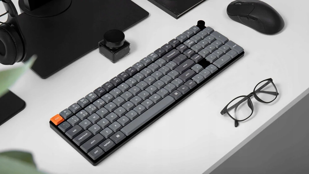 Klaviatūra Keychron K17 Max (Juoda) - Gateron Raudona Switches