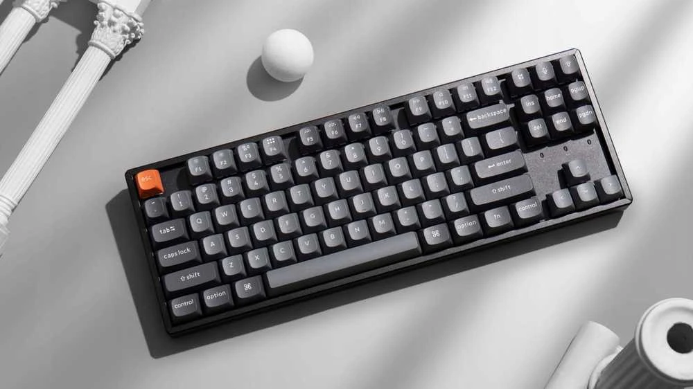 Keychron K8 Max QMK/VIA Wireless RGB – US išdėstymas – Hot-Swappable Super Raudona (K8M-H1) Belaidė Žaidimų Klaviatūra