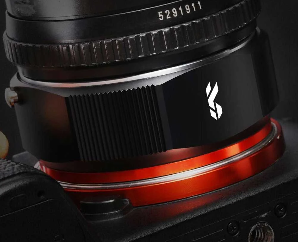 K&F Concept adapteris su oranžiniu žiedu