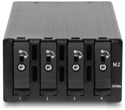 „Delock Slim Bay“ keičiamas rėmelis, skirtas 4 x M.2 NVMe SSD, su „Slim SAS SFF-8654“ sąsaja
