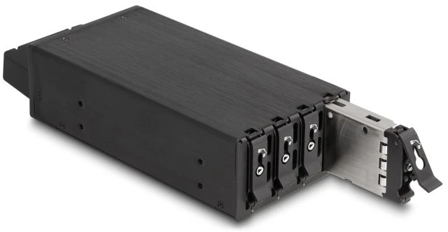 Kieszeń Delock Slim Bay Ramka wymienna na 4 x M.2 NVMe SSD su interfejsem Slim SAS SFF-8654