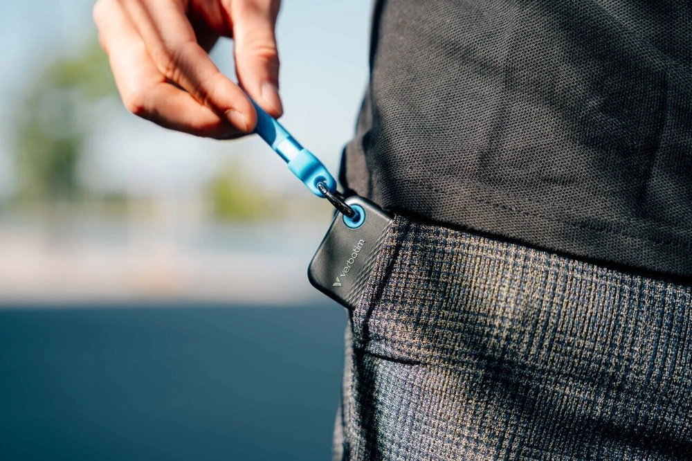 Kietasis diskas Verbatim Pocket 256 GB išorinis SSD diskas, juodos ir mėlynos spalvos (.)