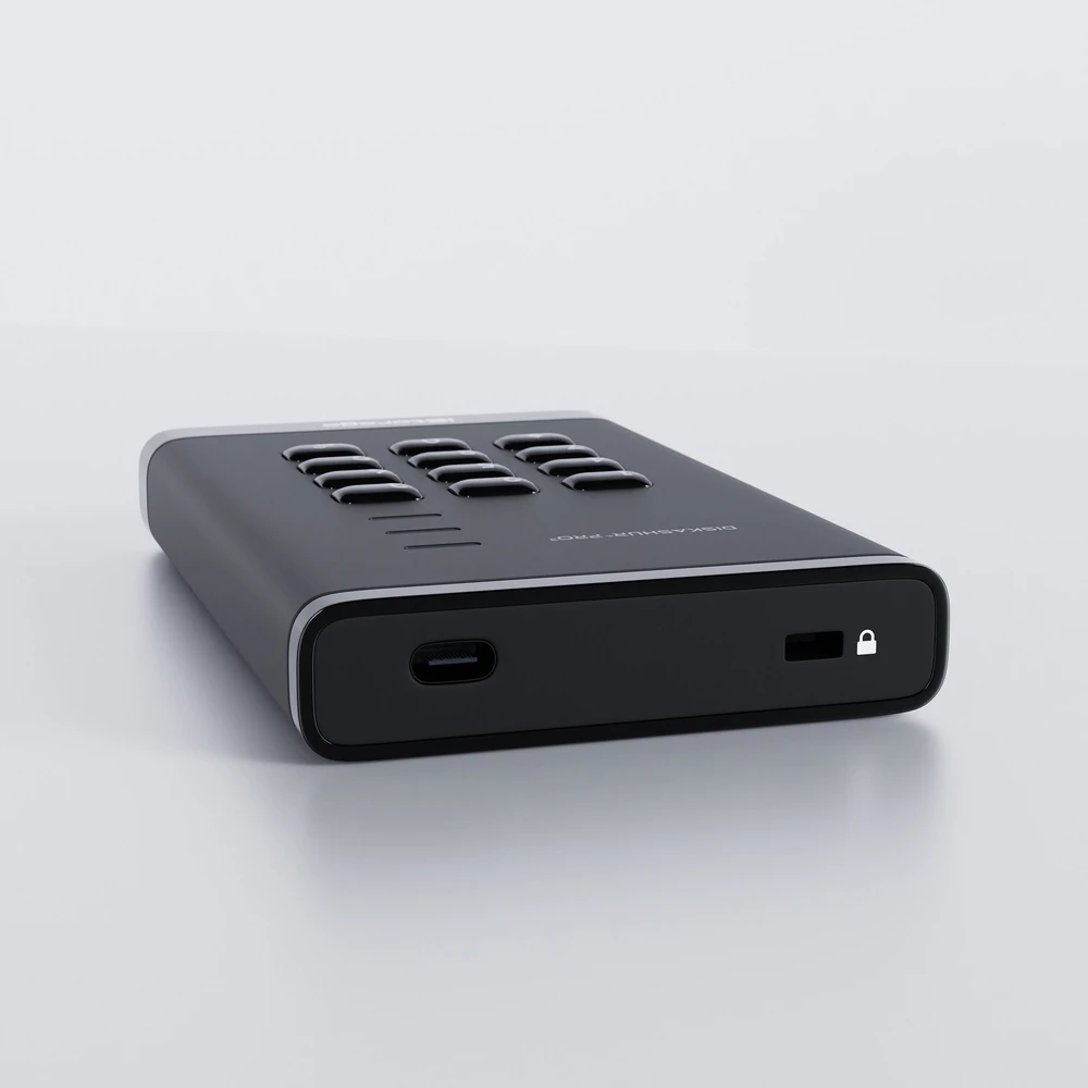 Kietasis diskas Dysk zewnętrzny SSD iStorage diskAshur PRO3 SSD 4 TB Juodas (IS-DAP3-256-SSD-4000-F)