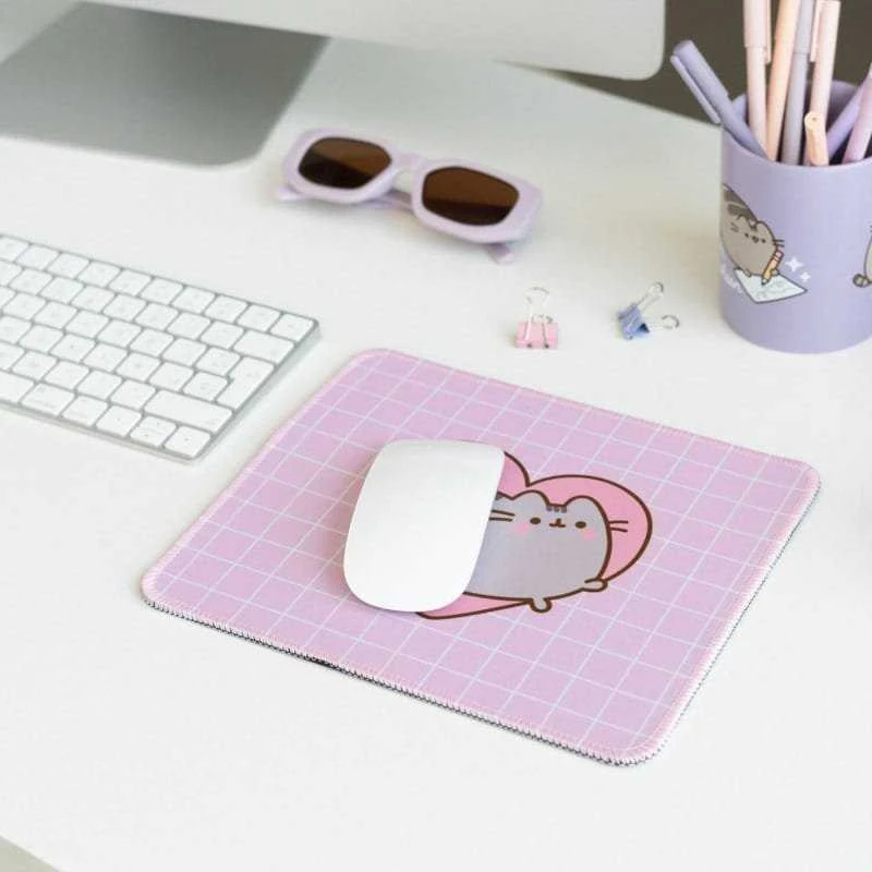 ERIK Kilimėlis Pusheen Pusheen - Pelės kilimėlis su kolekcji Moments (23 x 19 cm)