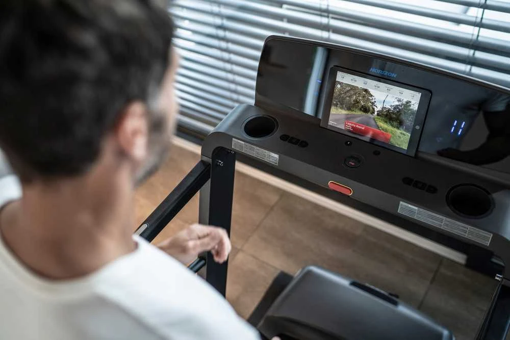 Horizon Fitness Omega Z-02 valdymo konsolės ekranas