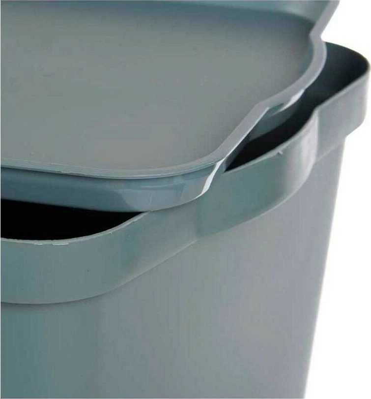 Kipit konteineris su dangčiu uždaromas COMPACT, 24 l