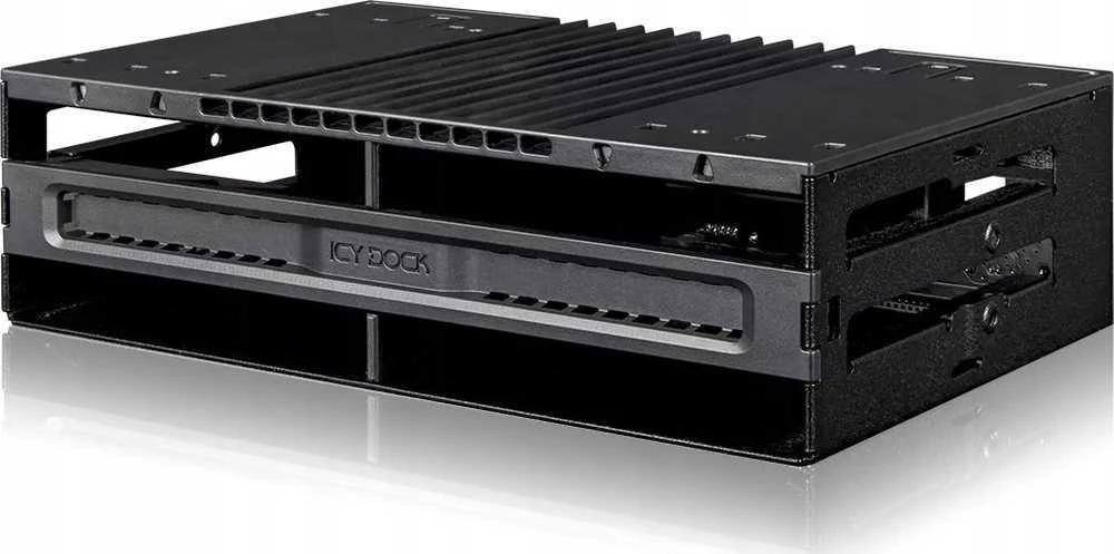 Carruzzo Icy Dock MB024SP-B saugojimo diskų korpusas HDD / SSD aptvaras Juoda 2.5″