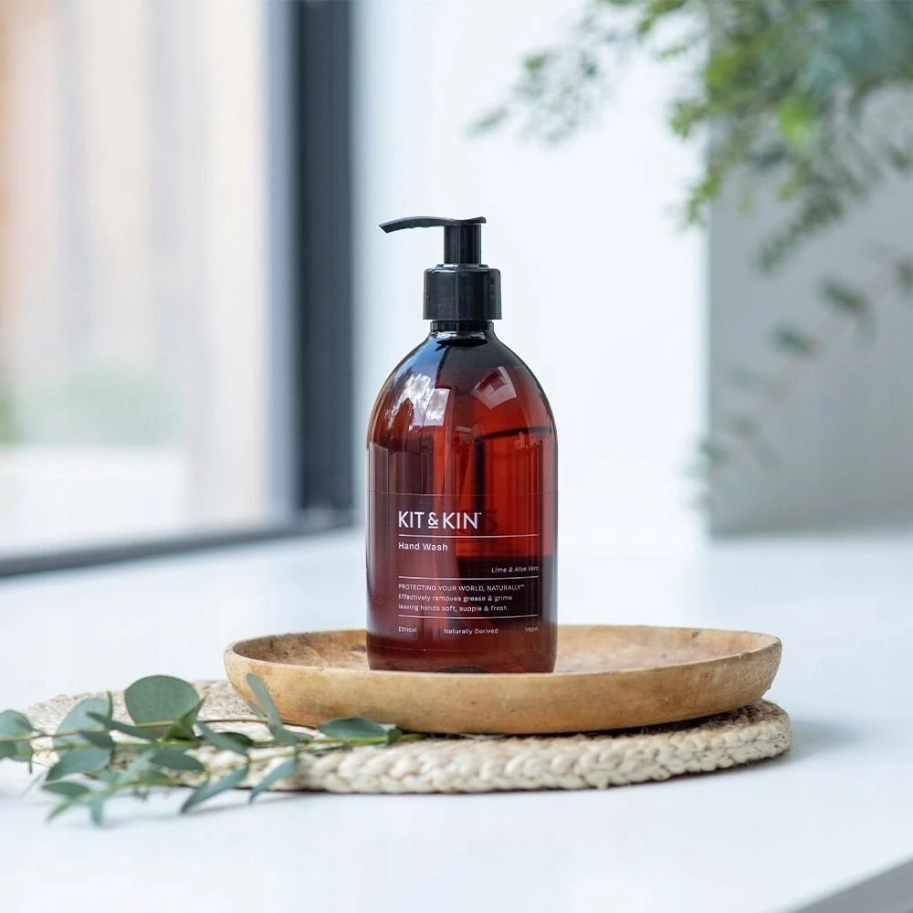 Kit & Kin natūralus skystas rankų muilas su laimo ir alavijo kvapu, 500 ml