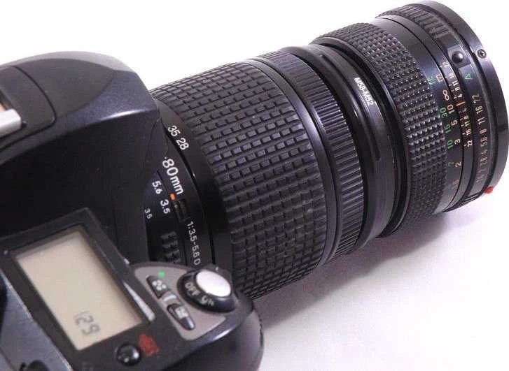KiwiFotos atvirkštinio tvirtinimo žiedas ant optikos