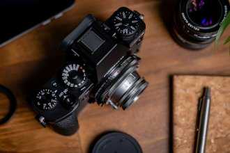 Voigtlander Close Focus II su rageliu Leica M / Fujifilm X