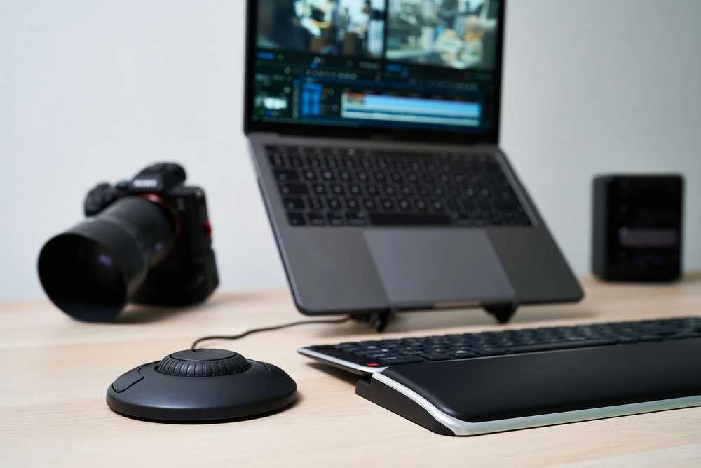 Kiti Contour Multimedia Controller