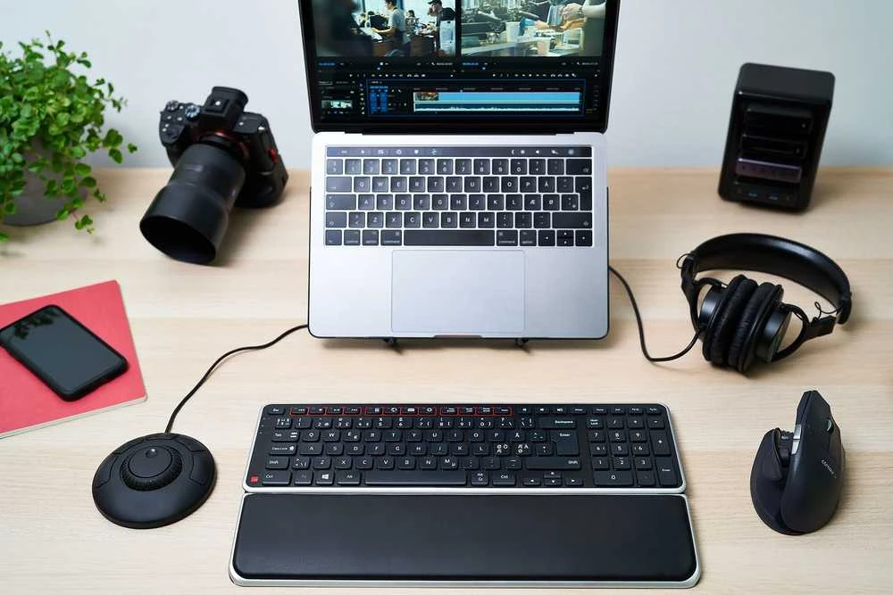 Kiti Contour Multimedia Controller